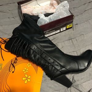 Black Lace-Up Boots